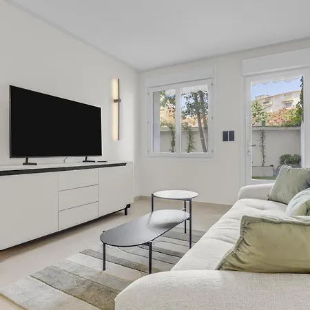 Daire Modern 2 - Jardin - Rue Du Martinez *